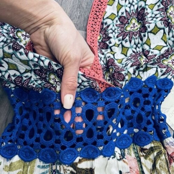 Chelsea & Violet Floral Crepe Lace Empire Waist HalterFlare Dress v neck low cut - Picture 6 of 8